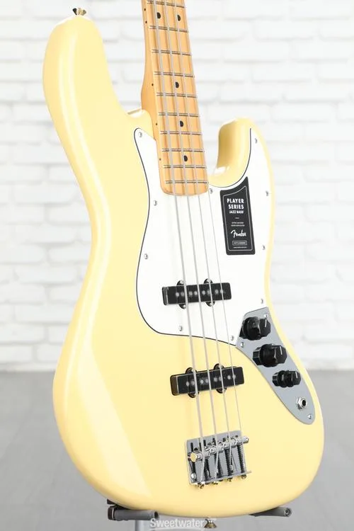  Fender Player Jazz Bass - Buttercream with Maple Fingerboard Demo