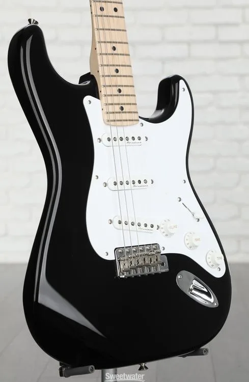  Fender Eric Clapton Stratocaster - Black with Maple Fingerboard Demo