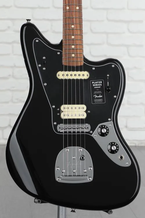 Fender Player Jaguar - Black with Pau Ferro Fingerboard Demo
