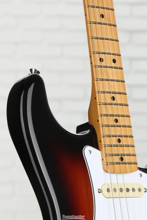  Fender Jimi Hendrix Stratocaster - 3-Tone Sunburst with Maple Fingerboard