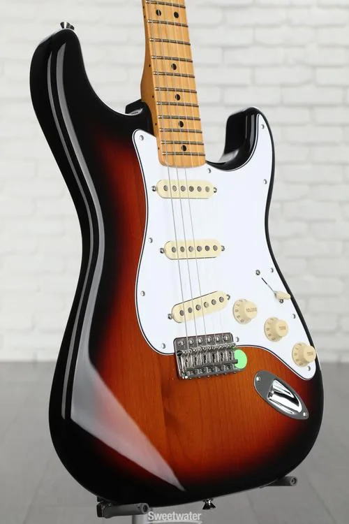  Fender Jimi Hendrix Stratocaster - 3-Tone Sunburst with Maple Fingerboard