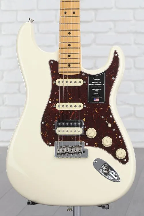 Fender American Professional II Stratocaster HSS - Olympic White with Maple Fingerboard