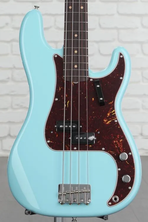 Fender American Vintage II 1960 Precision Bass - Daphne Blue Demo