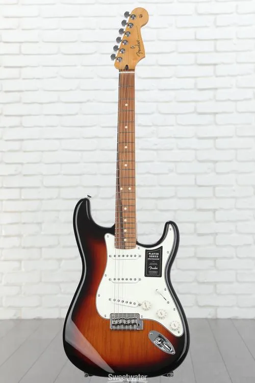  Fender Player Stratocaster - 3-Tone Sunburst with Pau Ferro Fingerboard