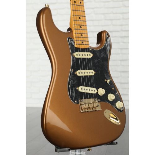  Fender Bruno Mars Signature Stratocaster - Mars Mocha