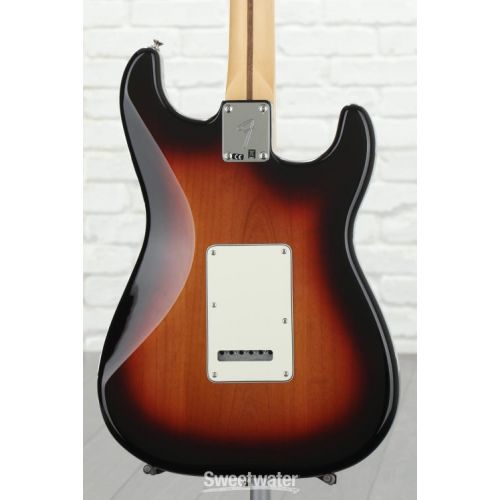  Fender Player Stratocaster Left-handed - 3-Tone Sunburst with Maple Fingerboard