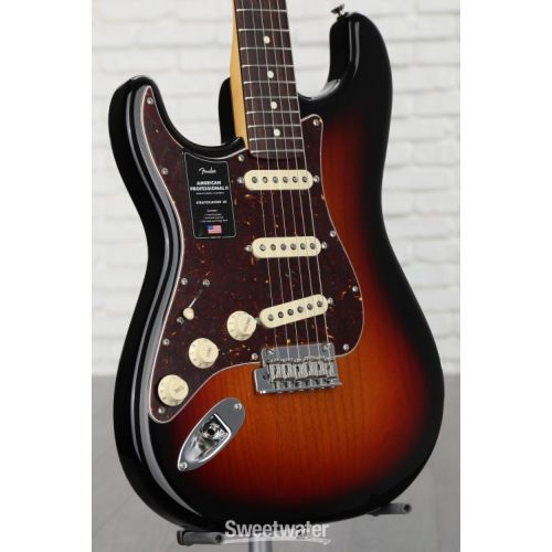  Fender American Professional II Stratocaster Left-handed - 3 Color Sunburst with Rosewood Fingerboard