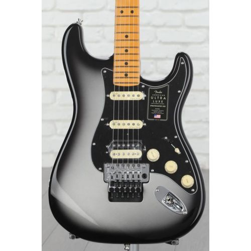  Fender American Ultra Luxe Stratocaster Floyd Rose HSS - Silverburst with Maple Fingerboard Demo