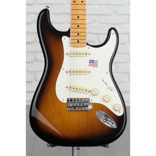  Fender Eric Johnson Stratocaster - 2-Color Sunburst with Maple Fingerboard