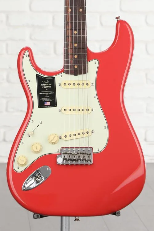 Fender American Vintage II 1961 Stratocaster Left-handed Electric Guitar - Fiesta Red