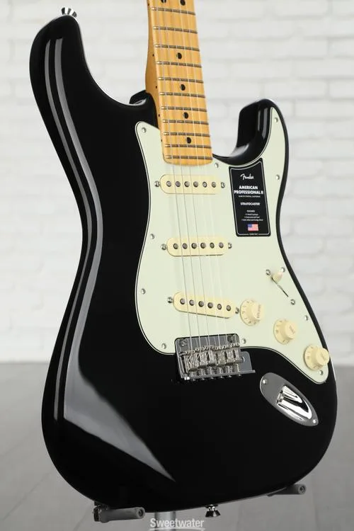  Fender American Professional II Stratocaster - Black with Maple Fingerboard Demo