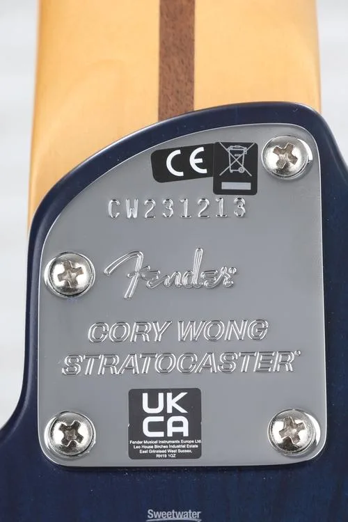  Fender Cory Wong Stratocaster - Sapphire Blue Transparent with Rosewood Fingerboard