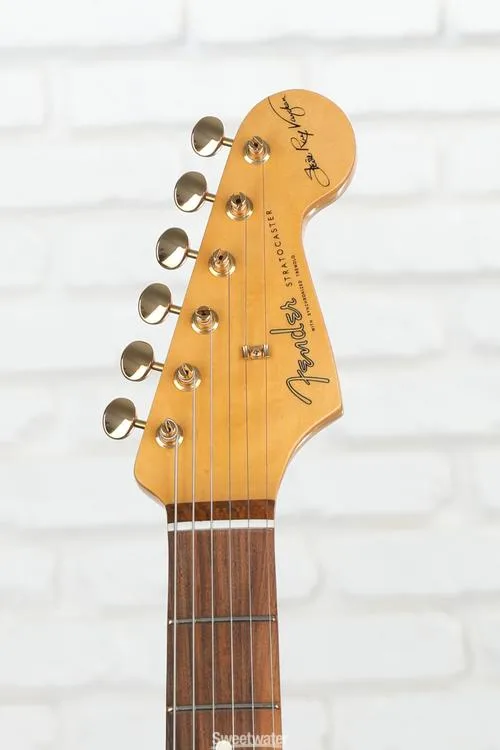  Fender Stevie Ray Vaughan Stratocaster - 3-Tone Sunburst