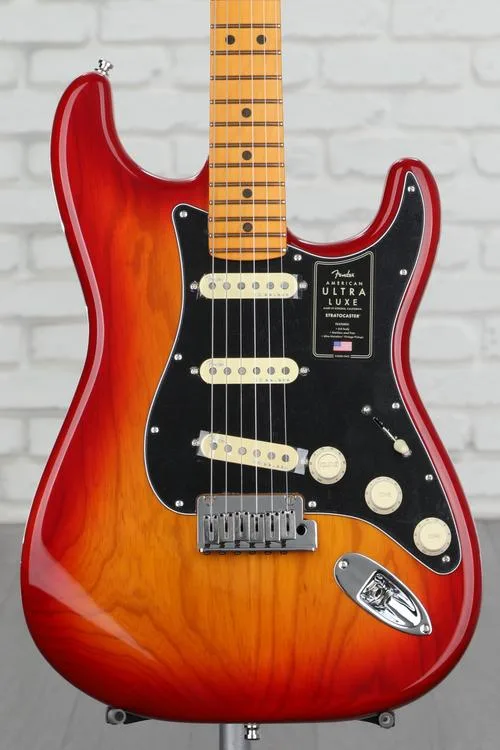 Fender American Ultra Luxe Stratocaster - Plasma Red Burst with Maple Fingerboard Demo