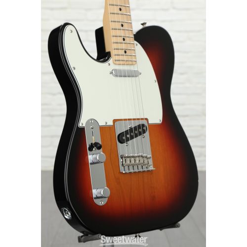  Fender Player Telecaster Left-handed - 3-Tone Sunburst with Maple Fingerboard