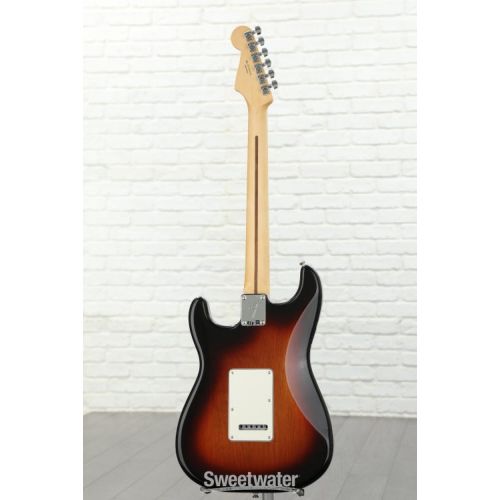  Fender Player Stratocaster - 3-Tone Sunburst with Maple Fingerboard