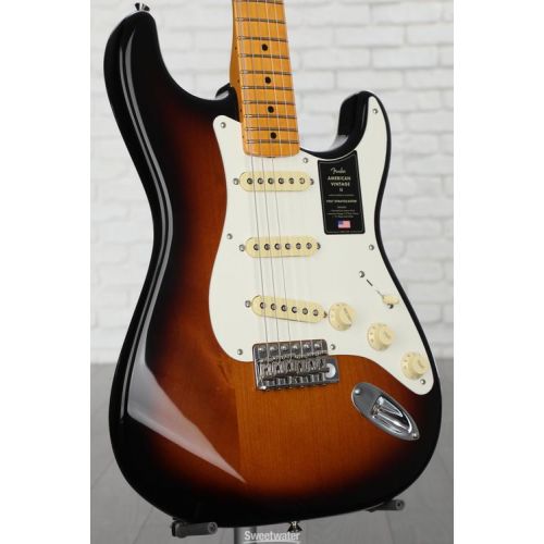  Fender American Vintage II 1957 Stratocaster Electric Guitar - 2-Color Sunburst Demo