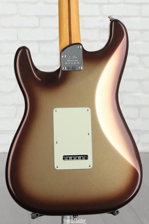  Fender American Ultra Stratocaster - Mocha Burst with Maple Fingerboard Demo