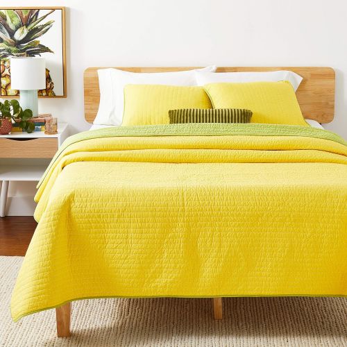  Fiesta Dash Reversible Quilt Set with 2 Euro Shams, FullQueen, Lemongrass GreenSunshine Yellow