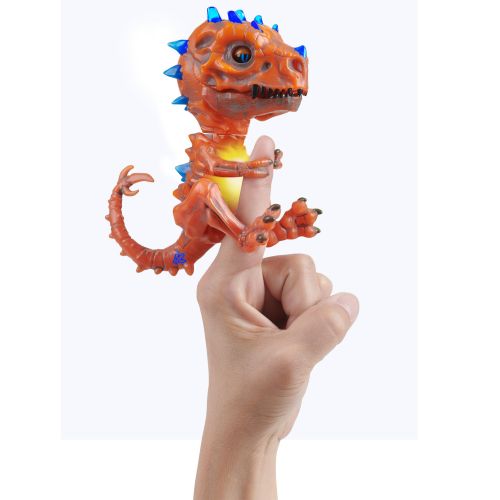  Fingerlings untamed - jailbreak playset with exclusive t-rex infrared