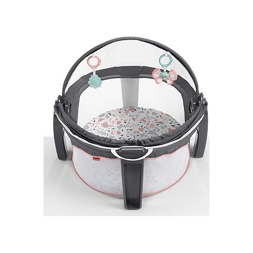 피셔프라이스 Fisher-Price Portable Bassinet and Play Space On-the-Go Baby Dome with Developmental Toys and Canopy, Pink Pacific Pebble