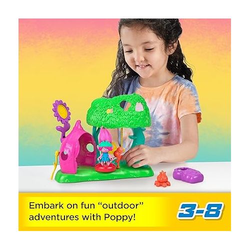 피셔프라이스 Fisher-Price Imaginext DreamWorks Trolls Toys Flower Fun Campsite Playset with Poppy Figure for Pretend Play Kids Ages 3+ Years