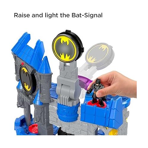 피셔프라이스 Fisher-Price Imaginext DC Super Friends Batman Toy, Wayne Manor Batcave Playset with Figure Batcyle & Accessories for Ages 3+ Years (Amazon Exclusive)