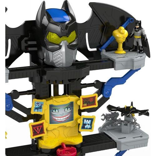  Fisher-Price Imaginext DC Super Friends Transforming Batcave