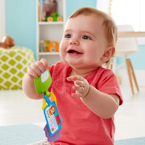  Fisher-Price Hit The Road Activity Keys, Take-Along Baby Rattle & Teething Toy with Mirror