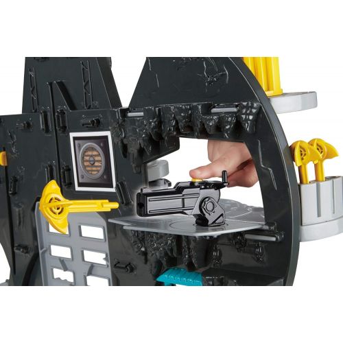  Fisher-Price Imaginext Super Friends Batcave