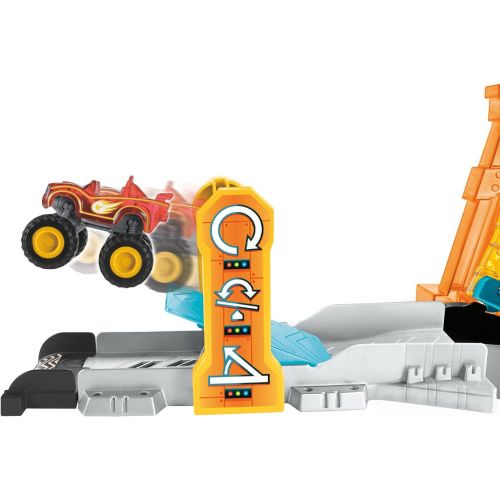  Fisher-Price Nickelodeon Blaze & the Monster Machines, Light and Launch Hyper Loop Playset