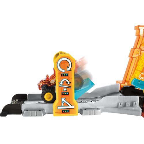  Fisher-Price Nickelodeon Blaze & the Monster Machines, Light and Launch Hyper Loop Playset