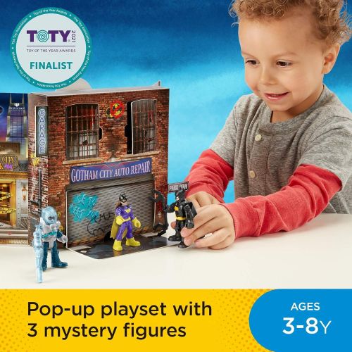  Fisher-Price Imaginext DC Super Friends Gotham City Pop-Up Playset with 3 mystery figures for preschool kids ages 3 to 8 years