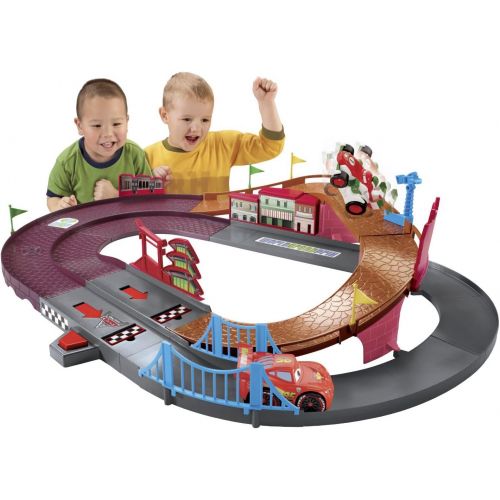  Fisher-Price Shake n Go! Disney/Pixar Cars 2 - World Grand Prix