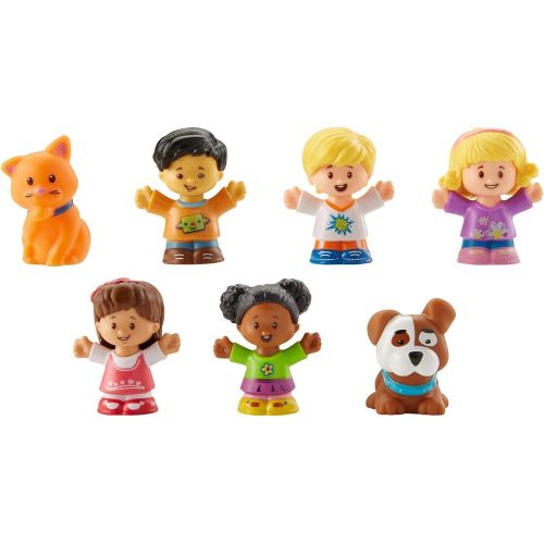  Fisher-Price Little People Friends & Pets Figure Pack, Set of 7 Character Figures for Toddlers and Preschool Kids Ages 1 to 5 Years