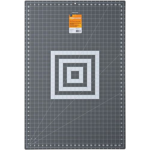  Fiskars 12-83727097J Self Healing Rotary Cutting Mat, 24x36 Inch