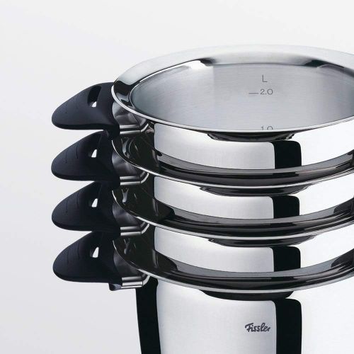  Fissler intensa / Edelstahl-Topfset, 5-teilig, Kochtopf-Set, Toepfe mit Deckel, stapelbar, Abgiesshilfe, Induktion, alle Herdarten (3 Kochtoepfe, 1 Bratentopf, 1 Stielkasserolle-decke