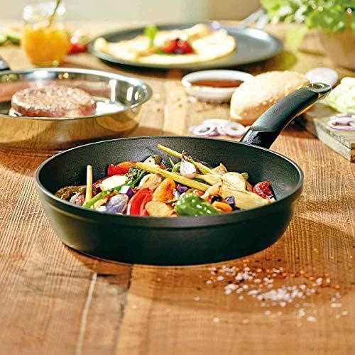  Fissler protect alux premium / Aluminium-Pfanne (Ø 20 cm) Induktions-Bratpfanne, versiegelt und beschichtet, Antihaft-Pfanne, Aluguss-Look - alle Herdarten auch Induktion