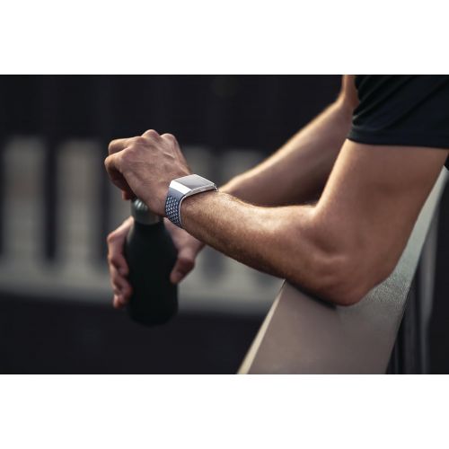  Fitbit Ionic Health & Fitness Smartwatch, grau,Einheitsgroesse