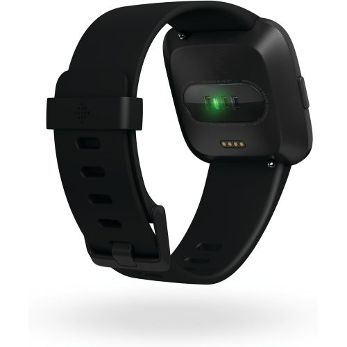  Fitbit Versa Smart Watch, BlackBlack Aluminium, One Size (S & L Bands Included)