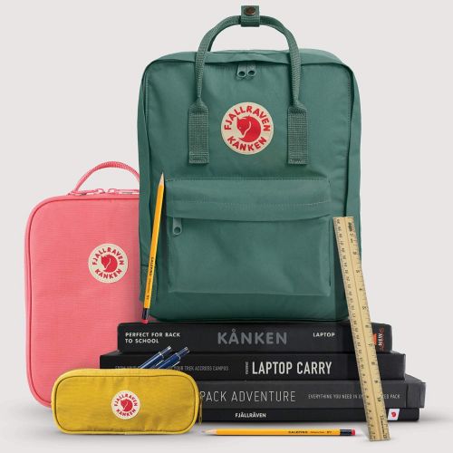  [아마존베스트]Fjallraven - Kanken Mini Classic Backpack for Everyday