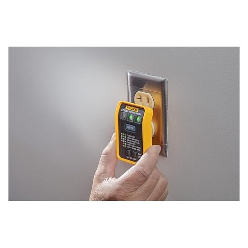  Fluke ST120+ GFCI Socket Tester with Audible Beeper