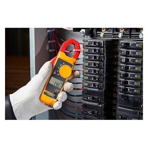  Fluke 302+ Digital Clamp Meter, 30mm Jaw, Measures AC Current to 400A, Measures AC/DC Voltage to 600V, Resistance, Continuity, and Capacitance Measurements, includes 2 Year Warranty