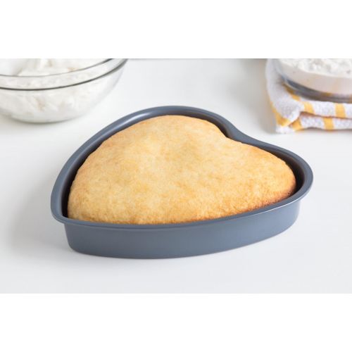  Fox Run Heart Cake Pan, 8-Inch, Preferred Non-Stick