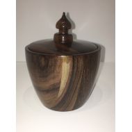 /Frankscrockery Bowl with a lid