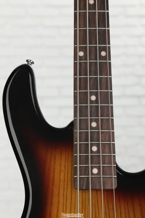  G&L Tribute L-2000 Bass Guitar - 3-tone Sunburst