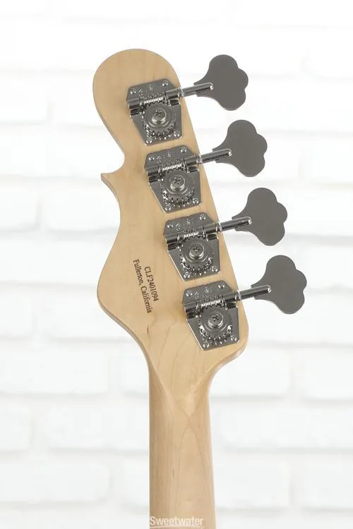  G&L Fullerton Deluxe JB Bass Guitar - 3-tone Sunburst with Maple Fingerboard Demo