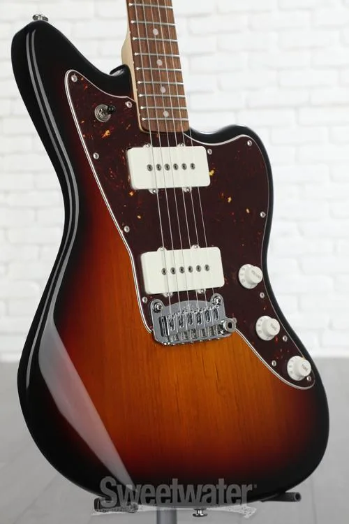  G&L Fullerton Deluxe Doheny Electric Guitar - 3-tone Sunburst