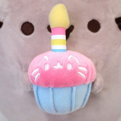  [아마존베스트]GUND Pusheen Snackables Birthday Cupcake Plush Stuffed Animal, Gray, 10.5