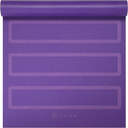  Gaiam Beginners Yoga Starter Kit (Yoga Mat, Yoga Block, Yoga Strap)